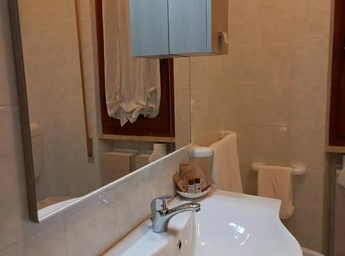 Katia's Quiet Little Appartement Marina di Massa