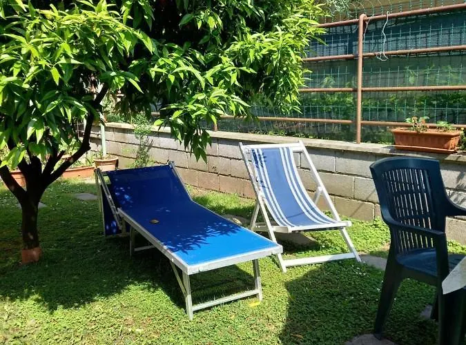 Katia's Quiet Little Appartement Marina di Massa